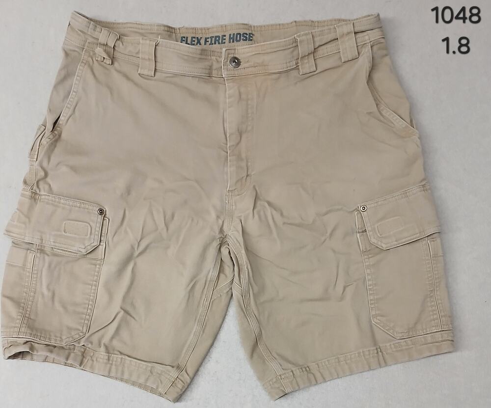Duluth (40) Beige Flex Fire Hose Cargo Style Khaki Shorts